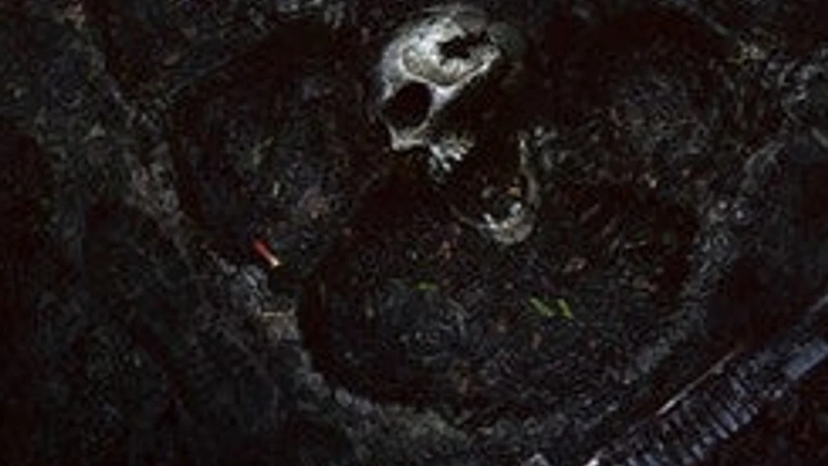 The Isle gameplay screenshot from IGN showing combat and map pressure
